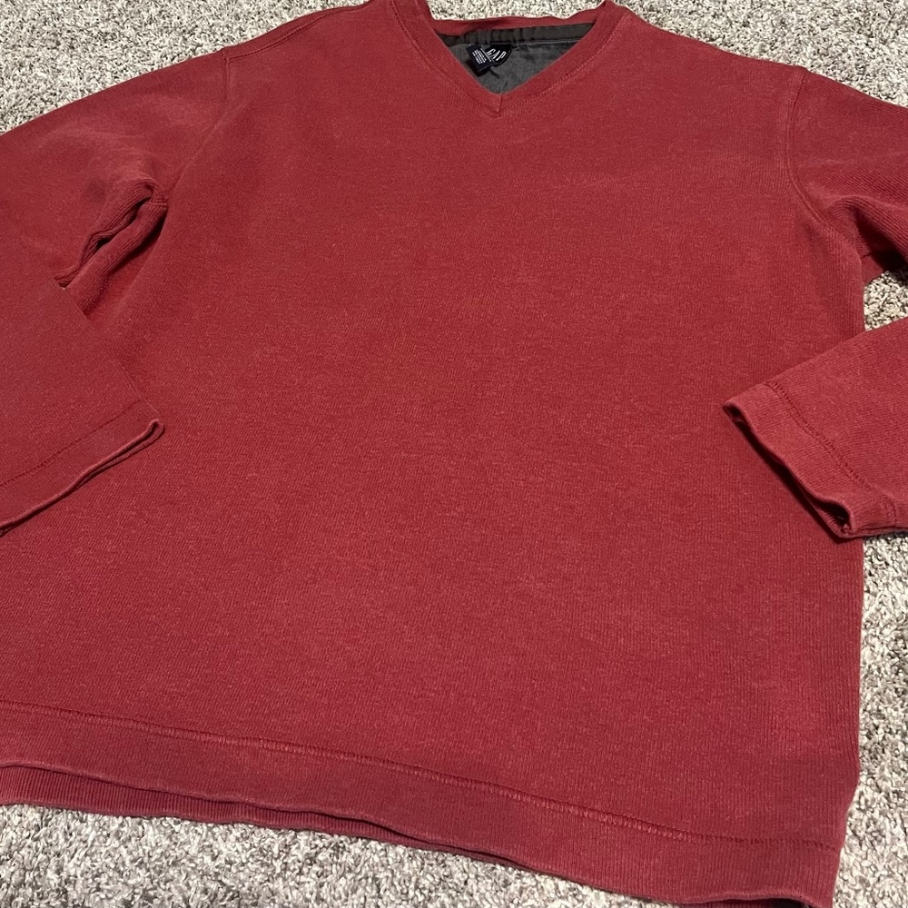 GAP Size Medium long sleeve men’s top